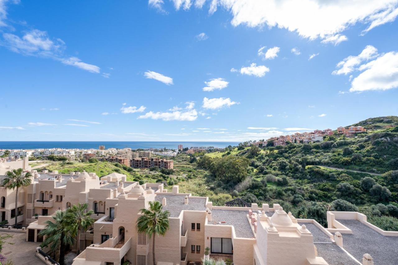 9 Penthouse With Amazing Sea Views, Close To Golf Manilva Duquesa Luaran gambar