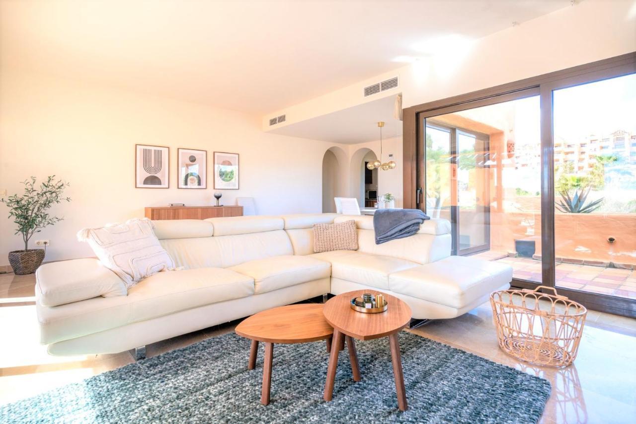 9 Penthouse With Amazing Sea Views, Close To Golf Manilva Duquesa Luaran gambar