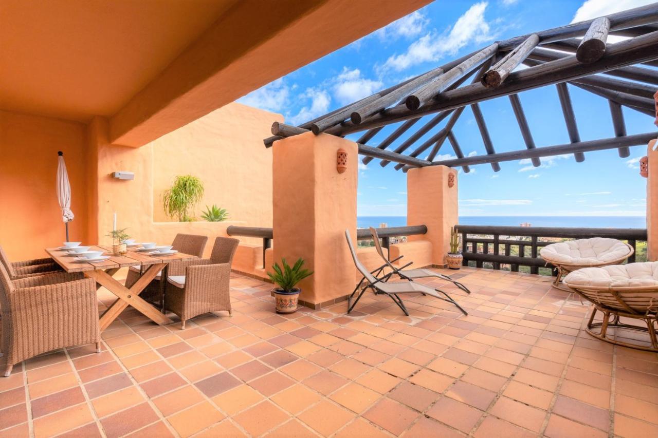 9 Penthouse With Amazing Sea Views, Close To Golf Manilva Duquesa Luaran gambar
